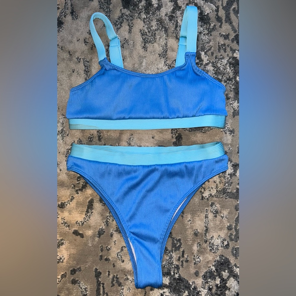 RIBBED BLUE TWO PIECE BIKINI NWOT